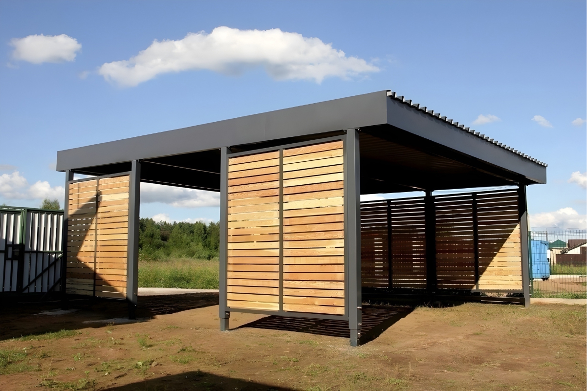 Односкатный автонавес из поликарбоната в стиле хай-тек для автомобиля с закрытыми боковинами Двускатный навес с поликарбонатом для автомобиля